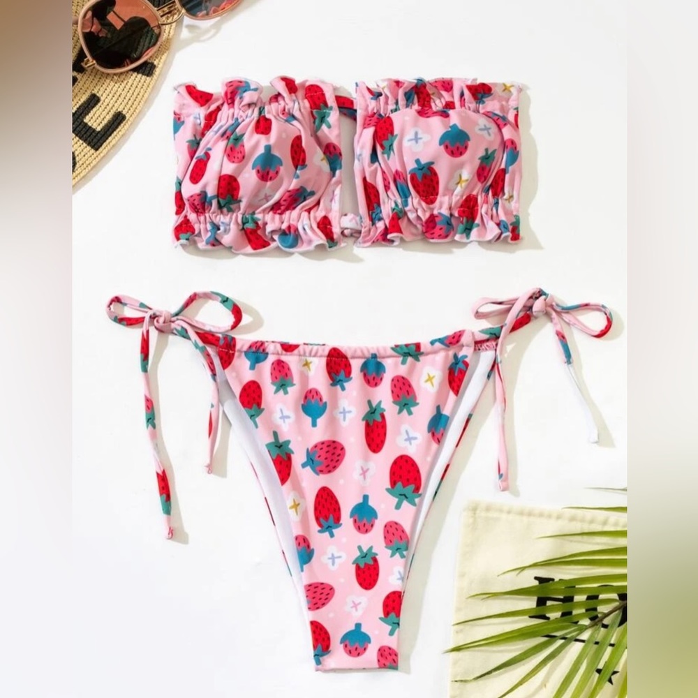 Strawberry Print Frill Bandeau
 Bikini Swimsuit TOP